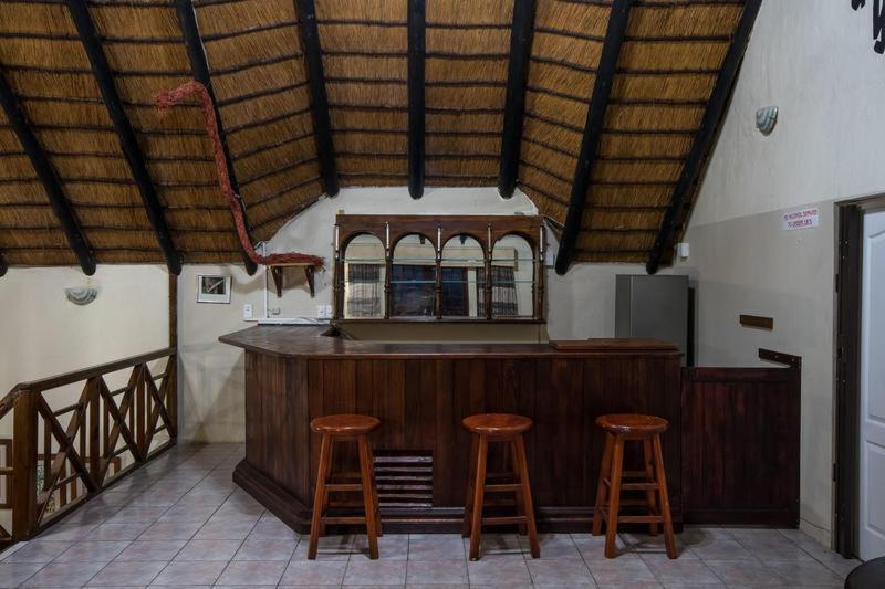 Khaya La Manzi Guest Lodge Hibberdene Exterior photo
